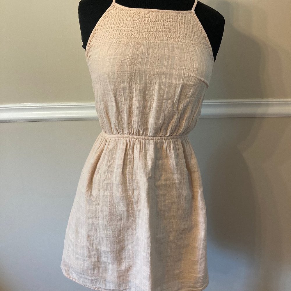 Forever 21 Pale Peach Casual Dress